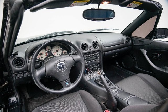 2003 Mazda Mazda MX-5 Miata Cloth