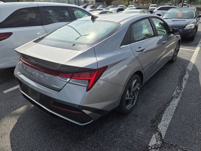 2025 Hyundai Elantra Limited