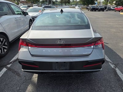 2025 Hyundai Elantra Limited