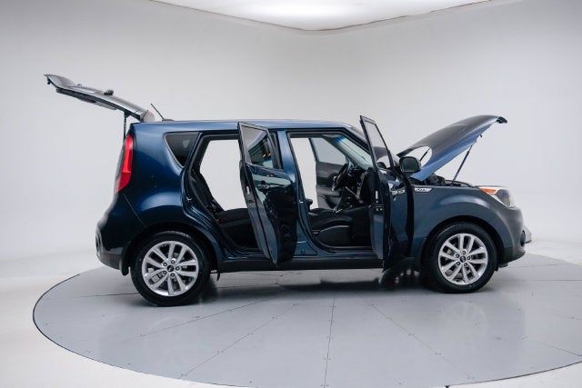 2017 Kia Soul +