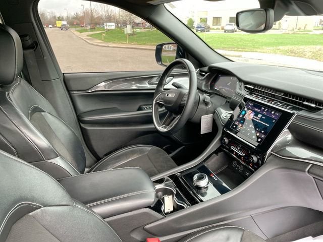 2022 Jeep Grand Cherokee Altitude 4x4