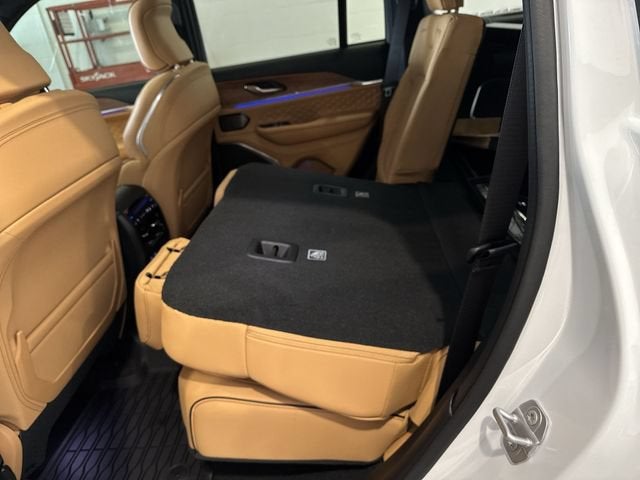 2025 Jeep Grand Cherokee Summit Reserve 4x4