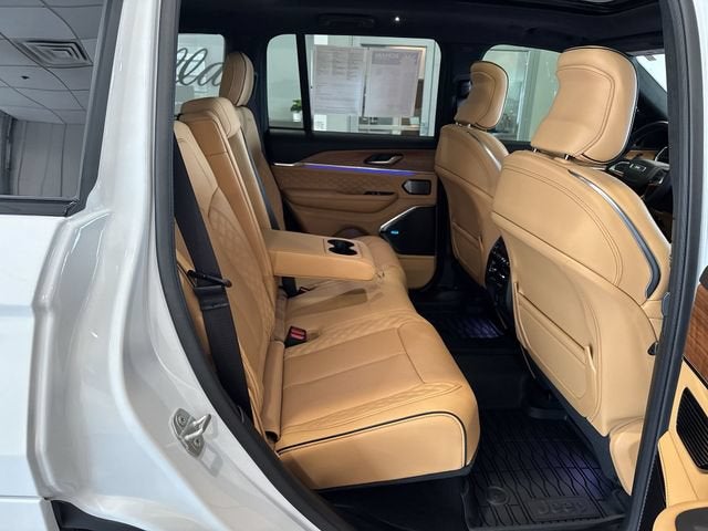 2025 Jeep Grand Cherokee Summit Reserve 4x4