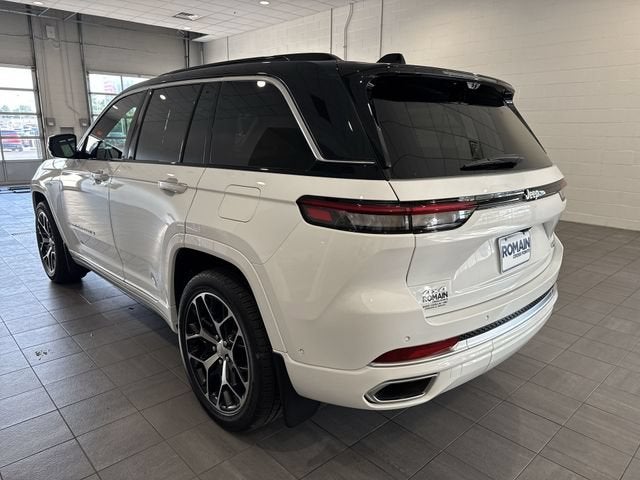 2025 Jeep Grand Cherokee Summit Reserve 4x4