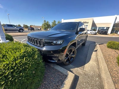 2023 Jeep Grand Cherokee L Limited 4x4