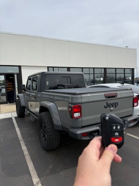 2021 Jeep Gladiator Willys 4x4