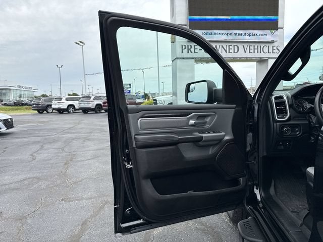 2023 RAM 1500 Big Horn Crew Cab 4x4 5'7" Box
