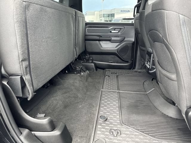 2023 RAM 1500 Big Horn Crew Cab 4x4 5'7" Box