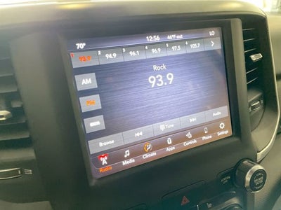 2020 RAM 1500 Big Horn Quad Cab 4x4 6'4" Box