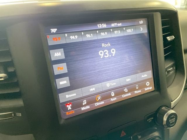 2020 RAM 1500 Big Horn Quad Cab 4x4 6'4" Box