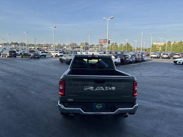 2026 RAM 1500 Big Horn Crew Cab 4x4 5'7" Box