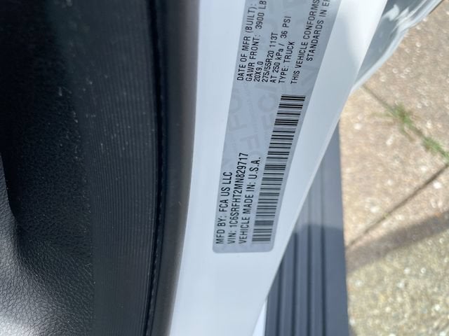 2021 RAM 1500 Limited Crew Cab 4x4 5'7" Box