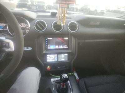 2015 Ford Mustang V6