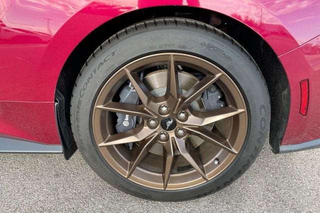 2025 Ford Mustang Dark Horse