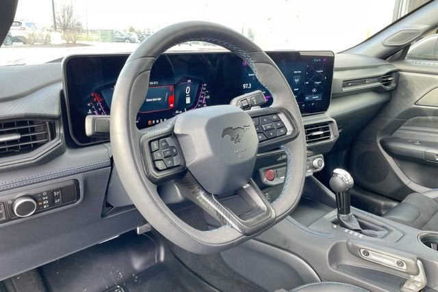 2025 Ford Mustang Dark Horse