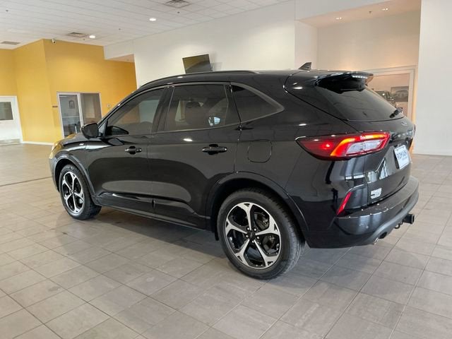 2023 Ford Escape ST-Line Elite