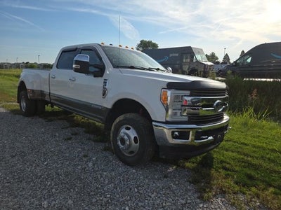 2017 Ford Super Duty F-350 DRW Lariat