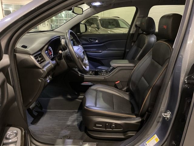 2021 GMC Acadia AT4