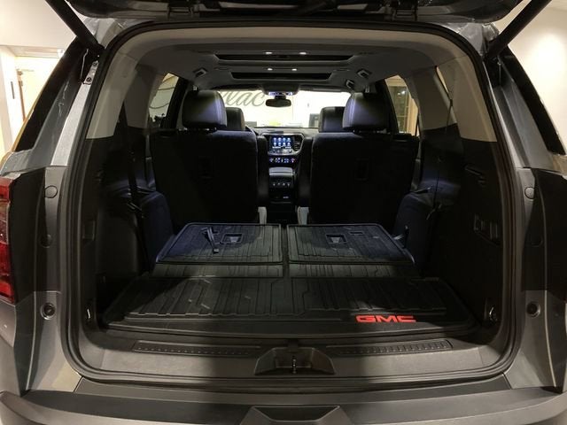 2021 GMC Acadia AT4