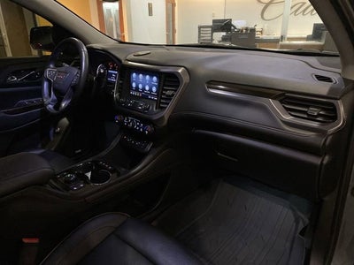 2021 GMC Acadia AT4