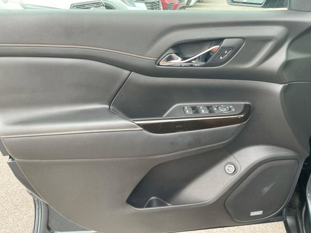 2020 GMC Acadia AT4