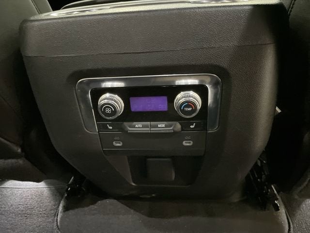 2024 GMC Yukon XL AT4