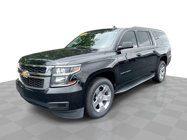 2019 Chevrolet Suburban 2WD 1500 LT's photo