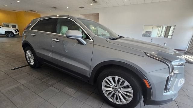 2024 Cadillac XT4 Luxury