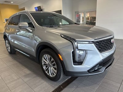 2025 Cadillac XT4 Premium Luxury