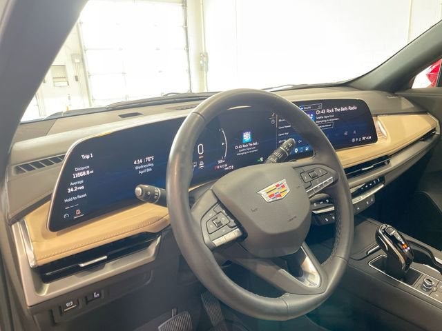 2024 Cadillac XT4 Premium Luxury