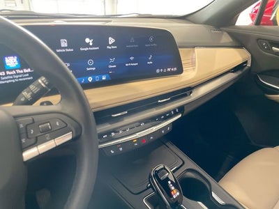 2024 Cadillac XT4 Premium Luxury