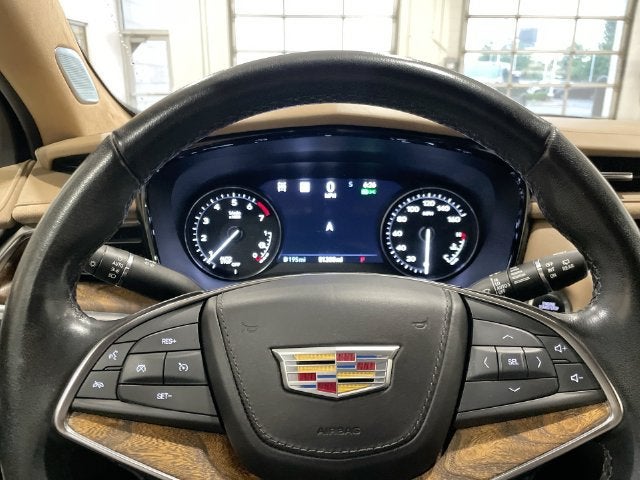 2022 Cadillac XT5 AWD Premium Luxury