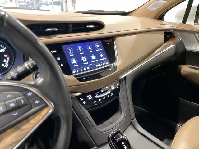 2022 Cadillac XT5 AWD Premium Luxury