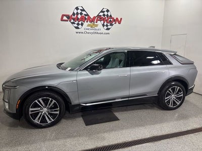 2024 Cadillac LYRIQ Luxury 1