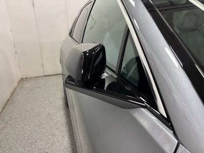 2024 Cadillac LYRIQ Luxury 1