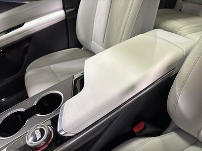 2024 Cadillac LYRIQ Luxury 1