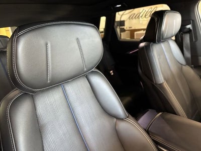 2024 Cadillac LYRIQ Luxury 1