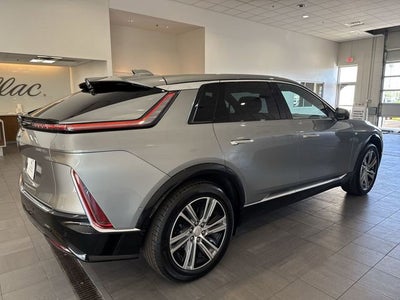 2024 Cadillac LYRIQ Luxury 1