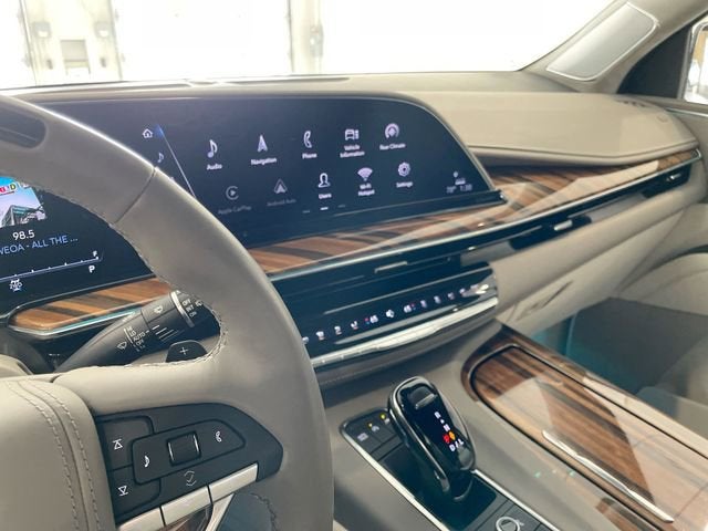 2024 Cadillac Escalade Sport Platinum