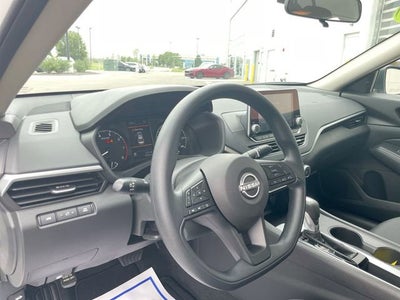 2025 Nissan Altima S FWD