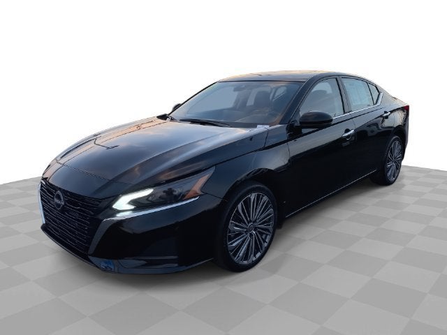 2025 Nissan Altima SL