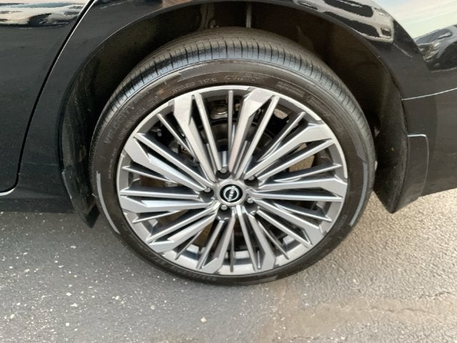 2025 Nissan Altima SL