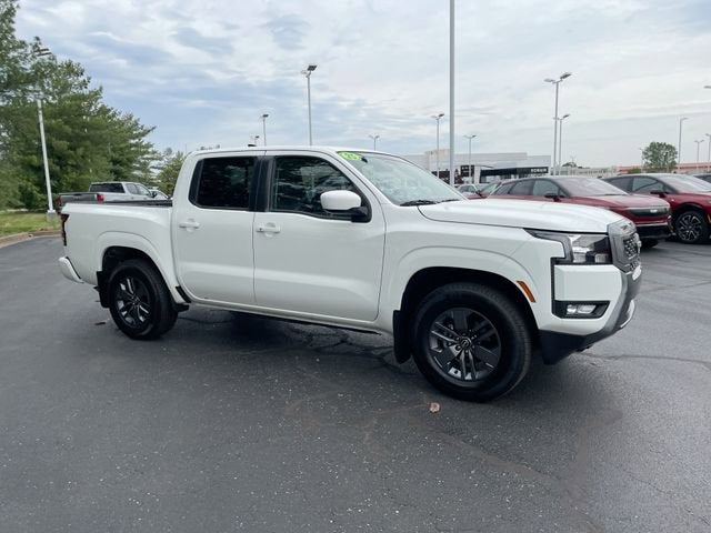 2025 Nissan Frontier SV