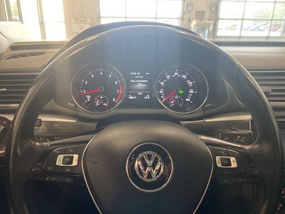 2017 Volkswagen Passat 1.8T SE