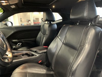 2016 Dodge Challenger SXT Plus