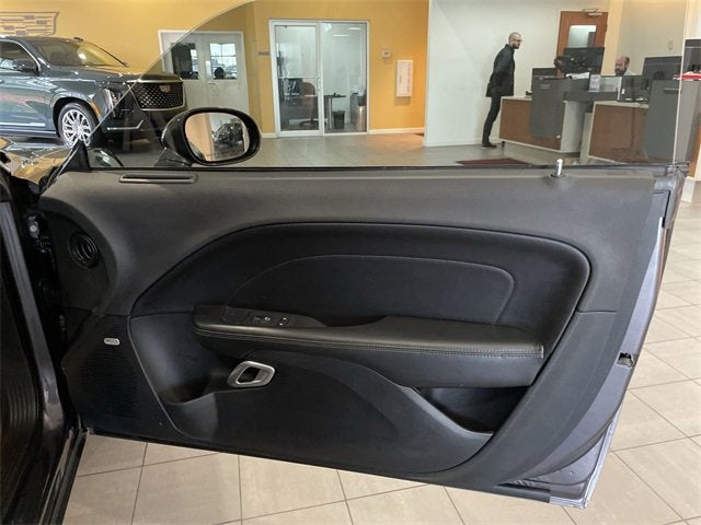 2016 Dodge Challenger SXT Plus