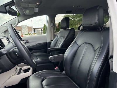2020 Chrysler Voyager LXI