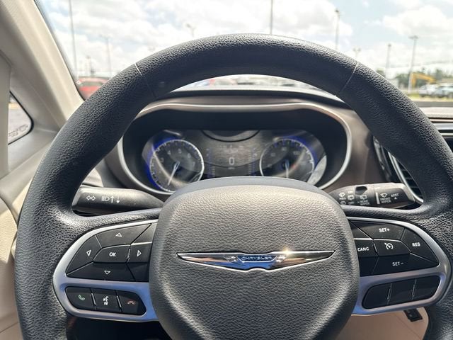 2020 Chrysler Voyager LXI