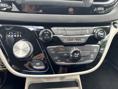 2020 Chrysler Voyager LXI