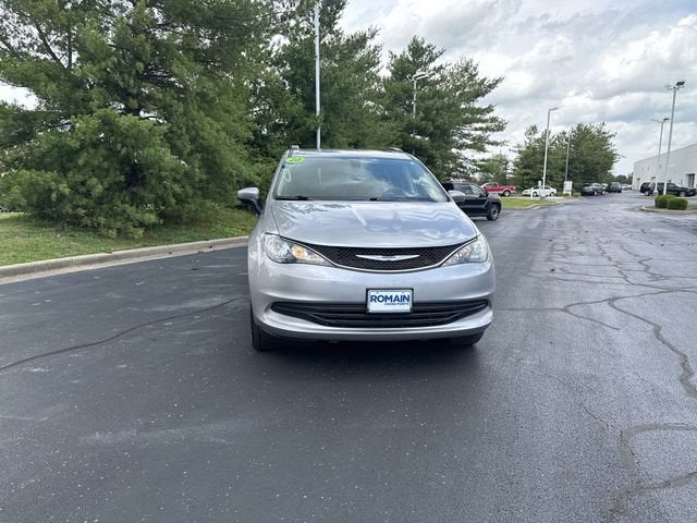 2020 Chrysler Voyager LXI